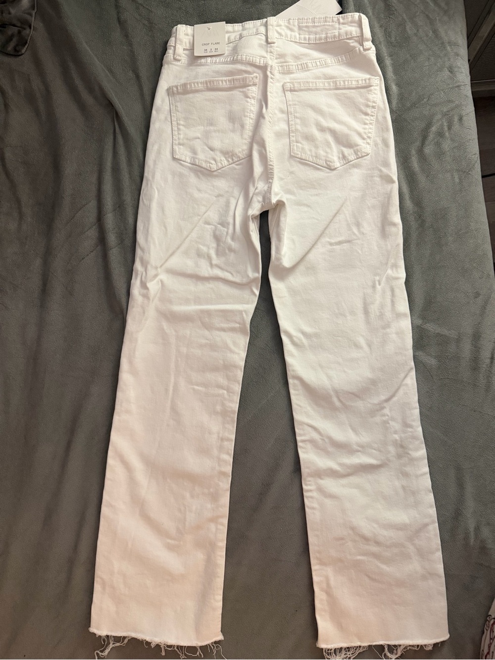 Zara White Frayed-Hem Wide-Leg Jeans - Picture 4 of 5